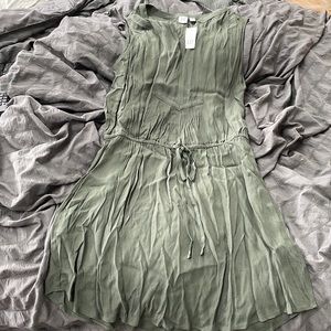 Gap sleeveless dress